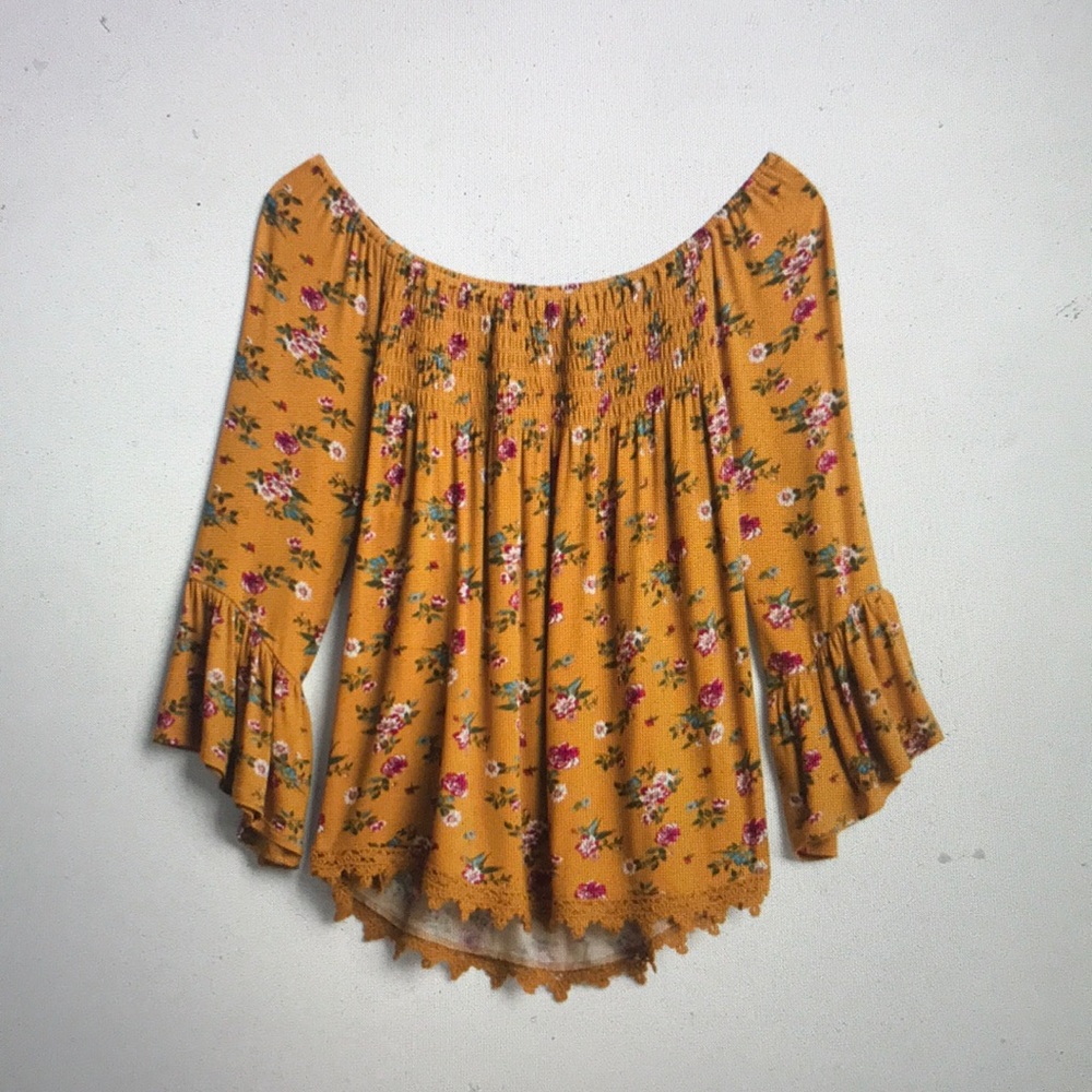 Luq Juliette Crochet Top
